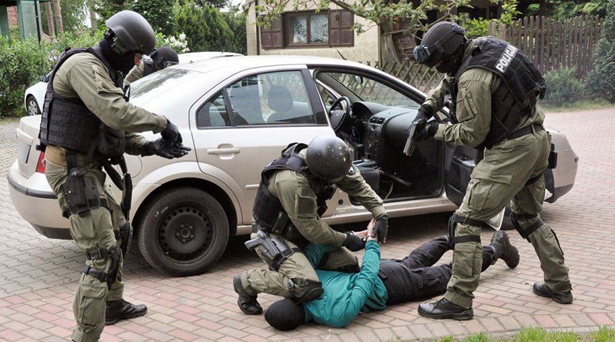 Police catches criminal
